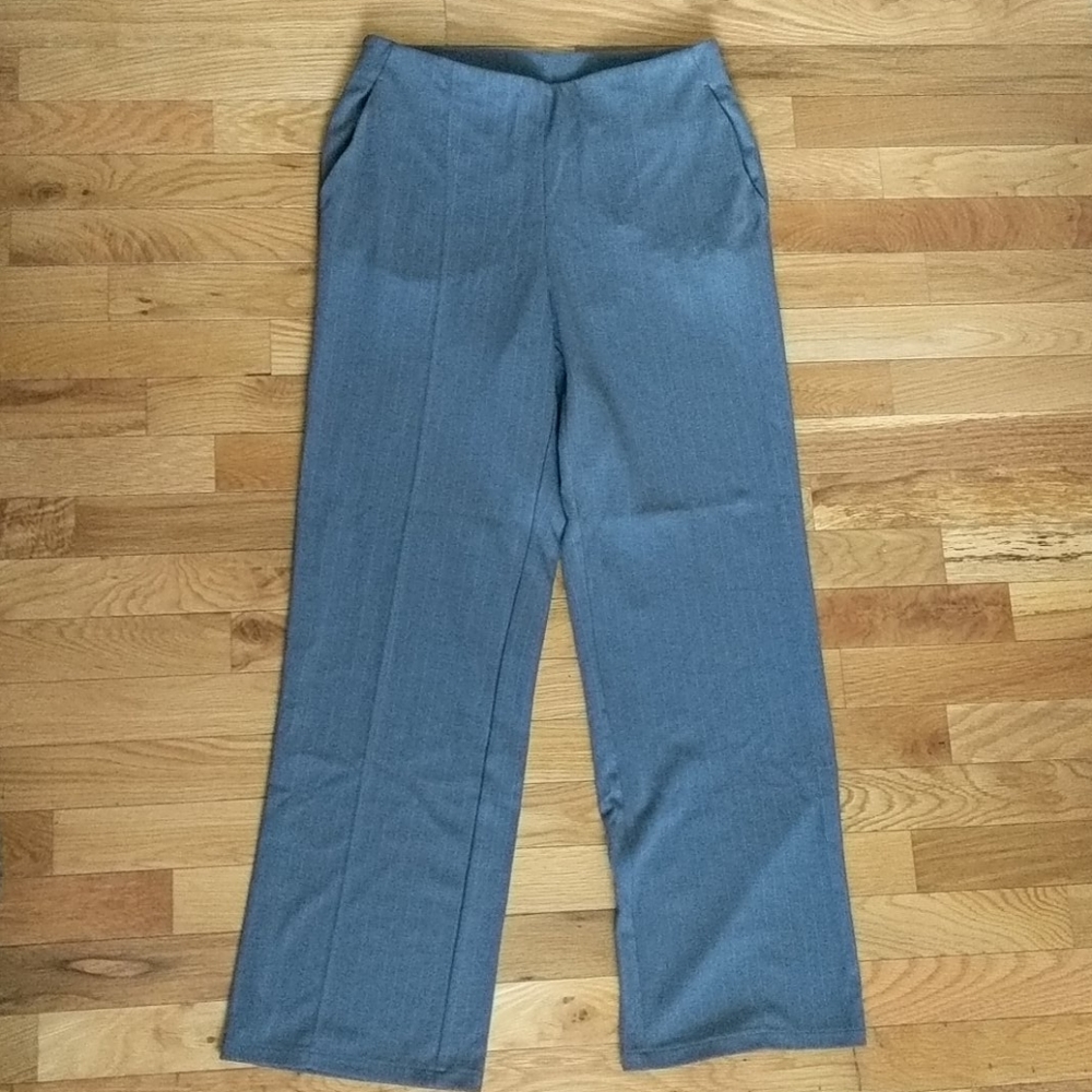Uniqlo stretch slacks